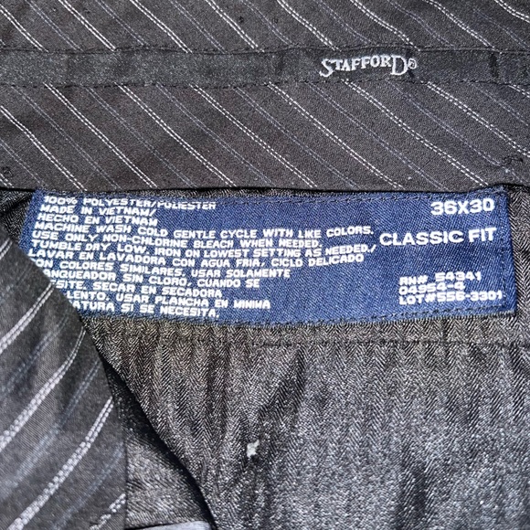 Men’s Stafford Classic Fit Dress Pants - size 36/30 in Charcoal - Picture 7 of 10